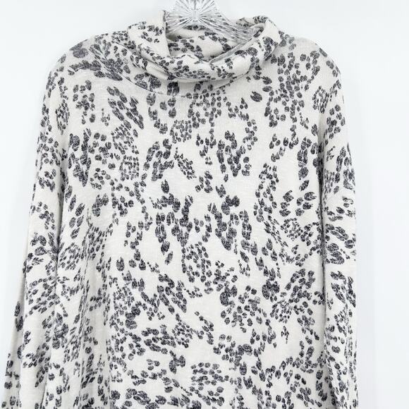 Z Supply White Charcoal Animal Print Cowl Neck Tunic Sweater Dress Womens Sz M - Picture 4 of 11